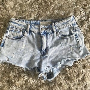 Pacsun light washed jean shorts